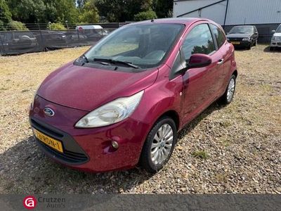 Rood Gebruikt 2011 Ford Ka Titanium Hatchback | € 1.900 (Eerlijke prijs)