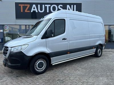 Zilver (metallic) Occasion 2018 Mercedes Sprinter Van | € 20.950 (Goede deal)