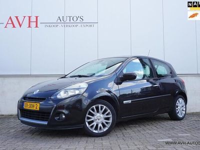 Zwart Occasion 2009 Renault Clio II Dynamique Hatchback | € 2.950 (Duur)