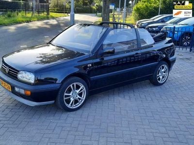 Zwart Gebruikt 1994 VW Golf III Cabriolet | € 3.250