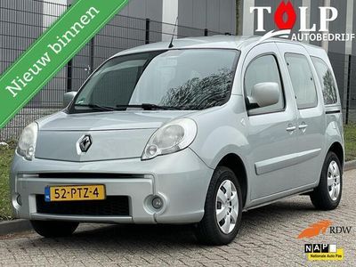 tweedehands Renault Kangoo Family 1.6-16V Authentique 5 pers 2011
