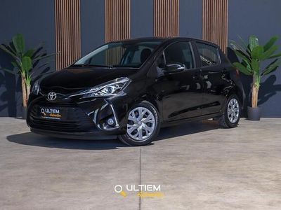 Zwart Occasion 2017 Toyota Yaris Hatchback | € 10.990 (Eerlijke prijs)