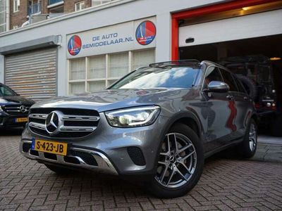 tweedehands Mercedes GLC300 4MATIC Premium Plus PANO Luchtvering Sfeerverlicht