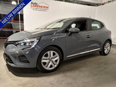 tweedehands Renault Clio V 1.0 TCe 100pk Intens Zen 5 Drs 74kw Carplay / LED / Cruise C./ Trekhaak / DAB / Winter Pack