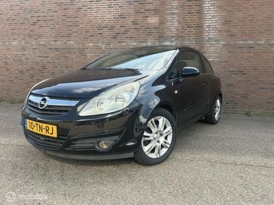 Zwart Gebruikt 2006 Opel Corsa Business Hatchback | € 990 (Eerlijke prijs)
