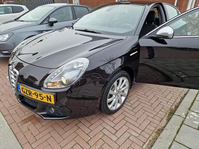 Zwart Gebruikt 2011 Alfa Romeo Giulietta Distinctive Hatchback | € 6.000