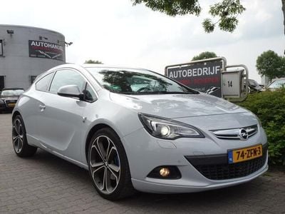 Opel Astra GTC