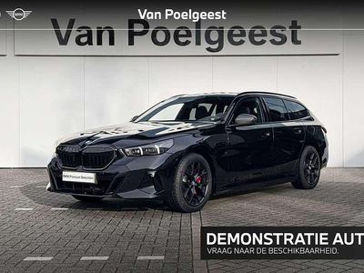 Zwart Occasion 2025 BMW 550e Comfort Edition Stationwagen | € 118.876