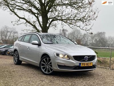 tweedehands Volvo V60 2.0 D3 | Automaat + Cruise + Clima nu € 16.975,-!!