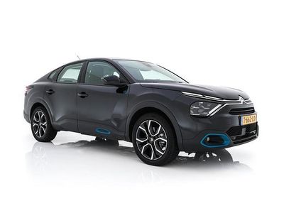 Zwart Gebruikt 2023 Citroën e-C4 Feel Sedan | € 17.945 (Goede deal)
