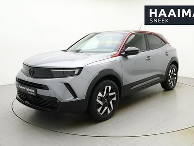 Grijs Gebruikt 2022 Opel Mokka-e GS Line SUV | € 19.950 (Eerlijke prijs)