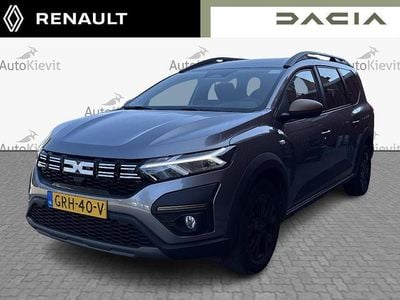 Grijs Occasion 2024 Dacia Jogger Extreme MPV | € 23.950 (Eerlijke prijs)