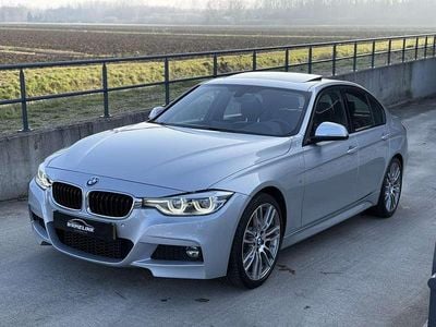 Grijs Occasion 2017 BMW 320 M Sport Sedan | € 21.100 (Eerlijke prijs)
