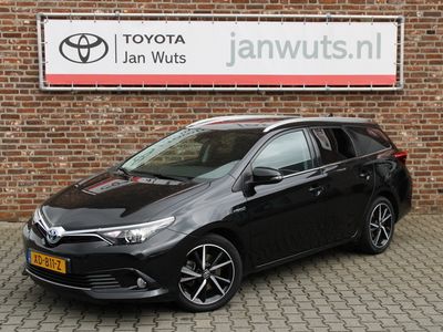 tweedehands Toyota Auris Touring Sports 1.8 Hybrid Executive + 17"