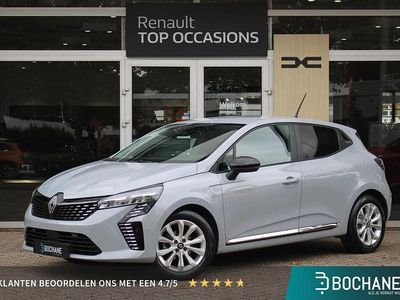 Grijs Occasion 2024 Renault Clio V Evolution Hatchback | € 18.195 (Eerlijke prijs)