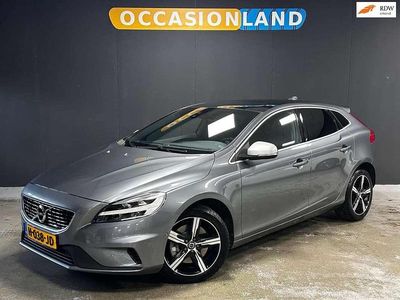 Grijs Gebruikt 2020 Volvo V40 R-Design Hatchback | € 18.250 (Goede deal)