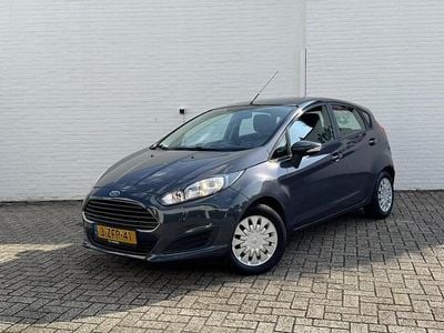 Grijs Gebruikt 2014 Ford Fiesta Style Hatchback | € 3.450 (Eerlijke prijs)