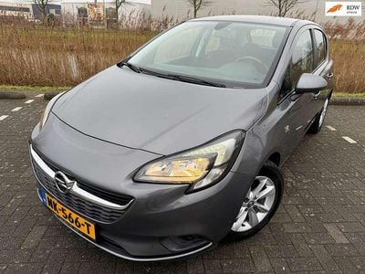 Grijs Occasion 2016 Opel Corsa Business Hatchback | € 5.999 (Goede deal)