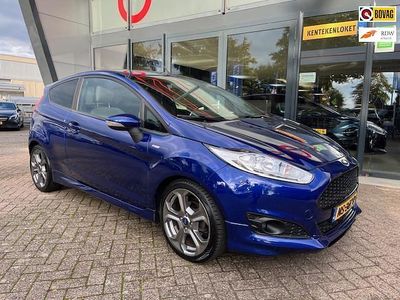 Blauw Occasion 2017 Ford Fiesta ST-Line Hatchback | € 10.345 (Duur)