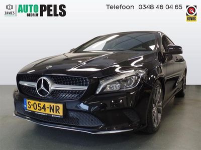 Zwart (metallic) Occasion 2019 Mercedes CLA180 Shooting Brake Prestige Stationwagen | € 18.950