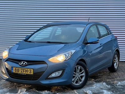 Blauw Occasion 2012 Hyundai i30 Edition Hatchback | € 5.948 (Goede deal)