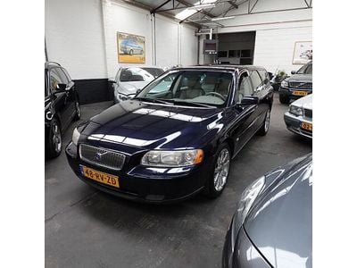 Occasion Volvo V70 Momentum 185 PK (136 kW) 2005 Blauw (metallic) Stationwagen