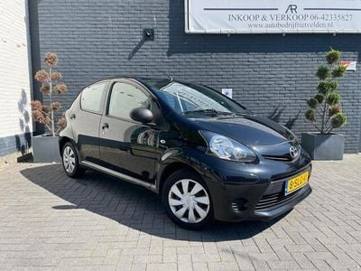 Occasion Toyota Aygo 68 PK (50 kW) 2013 Zwart Hatchback