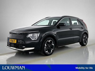 Zwart Gebruikt 2024 Kia Niro SUV | € 31.920 (Eerlijke prijs)