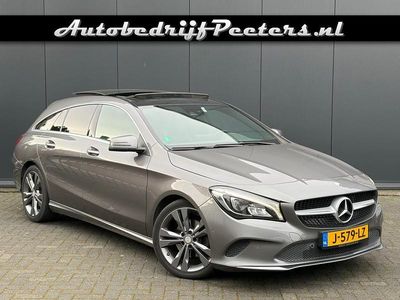 Grijs (metallic) Occasion 2016 Mercedes CLA180 Sedan | € 16.950 (Eerlijke prijs)