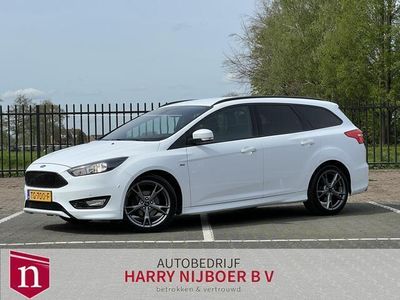 tweedehands Ford Focus Wagon 1.0 ST-Line NL-Auto Navi / Clima / Apple Carplay / 18Inch / Cruise