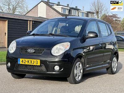 Zwart Gebruikt 2010 Kia Picanto Hatchback | € 2.950 (Eerlijke prijs)