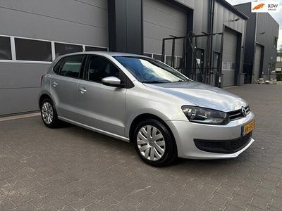 Grijs Gebruikt 2009 VW Polo Trendline Hatchback | € 5.995 (Iets duurder)