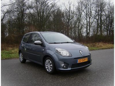 tweedehands Renault Twingo 1.2-16V Night & Day . met Pano dak . Airco . enz