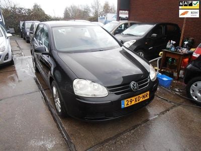 VW Golf V