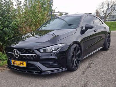 Zwart Gebruikt 2019 Mercedes CLA180 AMG line Sedan | € 28.500 (Eerlijke prijs)