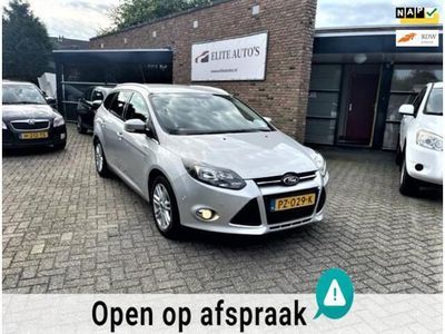 tweedehands Ford Focus Wagon Zeer mooie en goed onderhouden/airco/navi/keyless/Parkeersensorn/nw apk!!