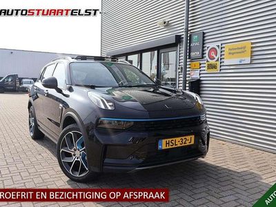 Zwart Gebruikt 2023 Lynk & Co 01 SUV | € 28.745 (Eerlijke prijs)