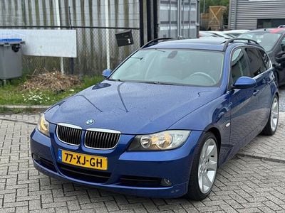 BMW 325