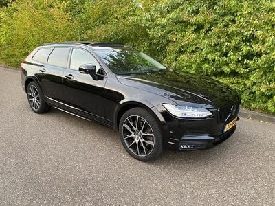 Zwart Gebruikt 2017 Volvo V90 CC Pro Stationwagen | € 33.950 (Duur)