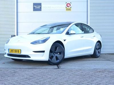 Wit Occasion 2026 Tesla Model 3 Standard Range Sedan | € 26.750