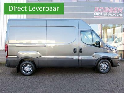 tweedehands Iveco Daily 35S18HA8 V 3.0 352 Aut. L2H2 Nieuw Grijs