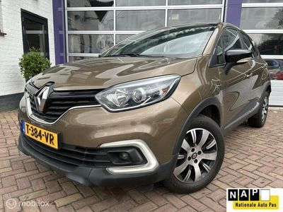 tweedehands Renault Captur 1.2 TCe Intens * NAVIGATIE * AIRCO * LM *