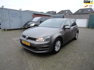 tweedehands VW Golf VII 1.6 TDI Comfortline BlueMotion NIEUWSTAAT