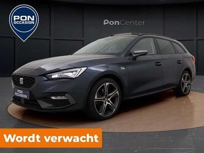 Grijs Occasion 2022 Seat Leon FR Stationwagen | € 25.950 (Duur)