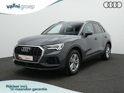 Grijs Occasion 2026 Audi Q3 S-Line SUV | € 36.900