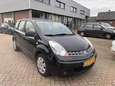 Zwart (metallic) Occasion 2007 Nissan Note Visia MPV | € 2.250 (Iets duurder)