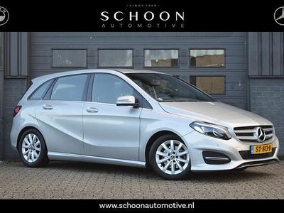 Grijs Gebruikt 2018 Mercedes B180 Business MPV | € 18.950 (Eerlijke prijs)