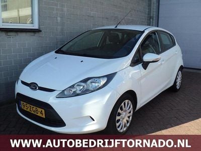 Occasion Ford Fiesta 60 PK (44 kW) 2012 Wit Hatchback
