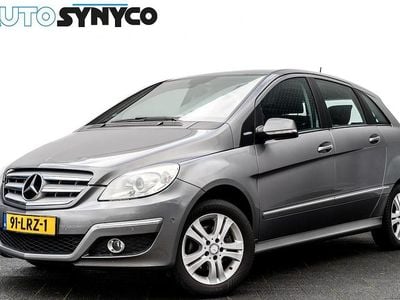 Grijs (metallic) Gebruikt 2010 Mercedes B180 Business MPV | € 3.250 (Eerlijke prijs)