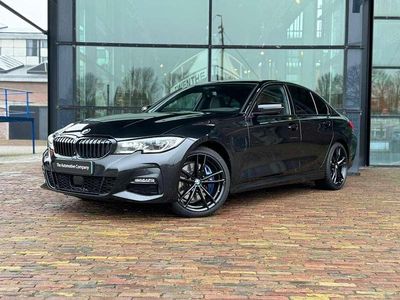 Zwart Occasion 2025 BMW 330e M Sport Sedan | € 34.999